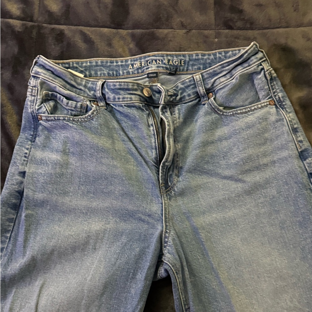American Eagle Mom Jeans